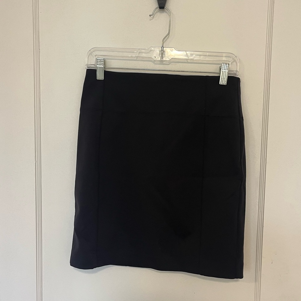 lululemon athletica Black Fitted Pencil Skirt